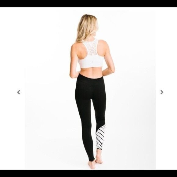 Zyia Hendrix Matte Performance 7/8 Leggings Size XL Seamless Mid Rise 1589 Black - Picture 9 of 15